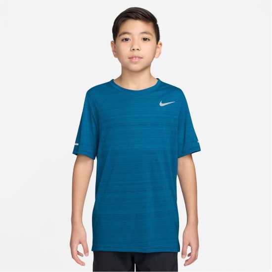 Дрехи за бягане Nike Dri-Fit Miler Big Kids' (Boys') Training Top Green Abyss Nike Dri-Fit Miler Big Kids' (Boys') Training Top Green Abyss Дрехи за бягане