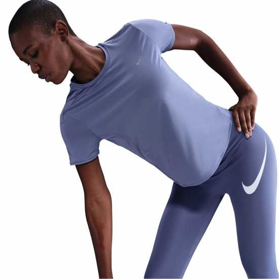 Nike Swift Women's Dri-Fit Short-Sleeve Running Top Световен индиго Nike Swift Women's Dri-Fit Short-Sleeve Running Top Световен индиго
