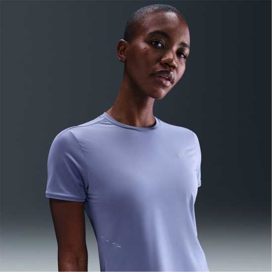 Nike Swift Women's Dri-Fit Short-Sleeve Running Top Световен индиго Nike Swift Women's Dri-Fit Short-Sleeve Running Top Световен индиго