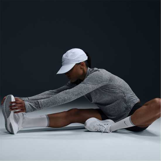 Nike Swift Women's 1/4-Zip Running Top Сив дим/Хтр Nike Swift Women's 1/4-Zip Running Top Сив дим/Хтр
