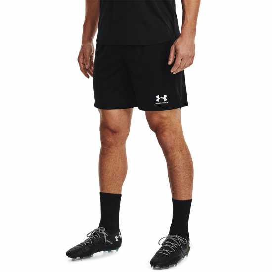 Under Armour Мъжки Спортни Гащета Armour Challenger Core Shorts Mens Black Мъжки къси панталони