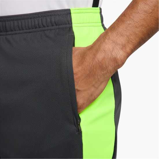 Nike Футболна Топка Strike Football Shorts Adults Сиво/Напрегнато Мъжки къси панталони