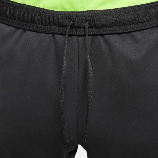 Nike Футболна Топка Strike Football Shorts Adults Сиво/Напрегнато Мъжки къси панталони