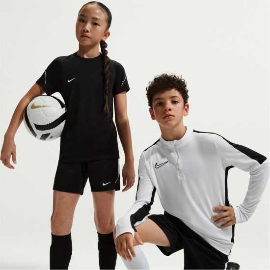 Nike Футболна Топка Strike Football Shorts Juniors Черно/Бяло Детски къси панталони