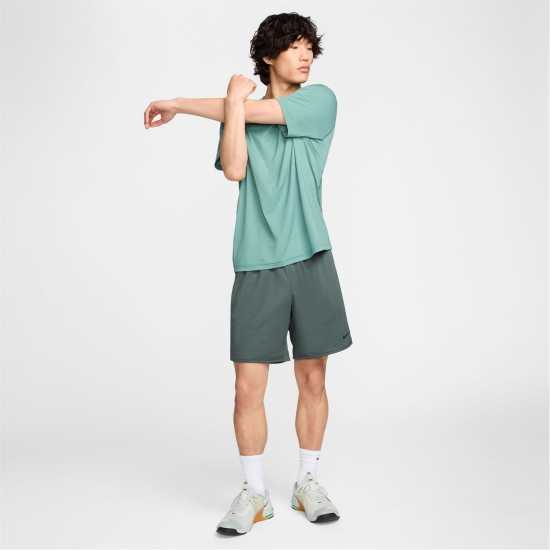 Мъжки къси панталони Nike Dri-Fit Totality Men's 7 Unlined Knit Fitness Shorts Nike Dri-Fit Totality Men's 7 Unlined Knit Fitness Shorts Мъжки къси панталони