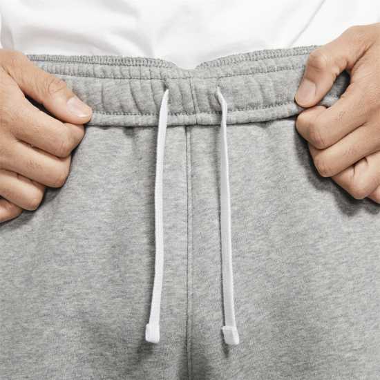 Nike Sportswear Club Men's Graphic Shorts Тъмно сиво/бяло Мъжки къси панталони