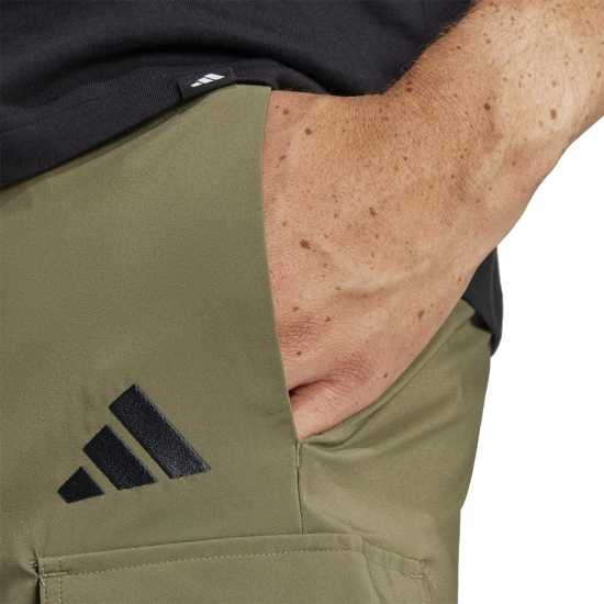 Adidas Essentials Small Logo Cargo Chelsea Shorts Олива/Черно Adidas Essentials Small Logo Cargo Chelsea Shorts Олива/Черно