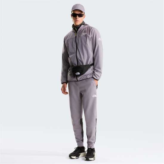 Мъжко Спортно Долнище The North Face The North Face Mountain Athletics Fleece Joggers Mens Trans Grey 