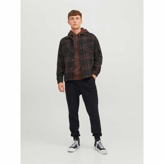 Мъжки меки спортни долнища Jack And Jones Дамски Анцуг Bradley Cuffed Jogging Bottoms Черно Jack And Jones Дамски Анцуг Bradley Cuffed Jogging Bottoms Черно Мъжки меки спортни долнища