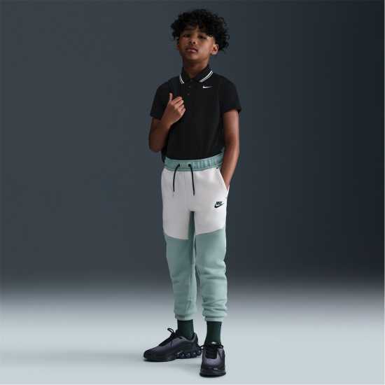 Детски долнища на анцуг Nike Sportswear Tech Fleece Big Kids' Pants Nike Sportswear Tech Fleece Big Kids' Pants Детски долнища на анцуг