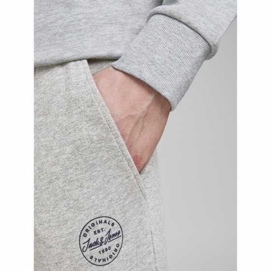 Мъжки меки спортни долнища Jack And Jones Gordon Shark Jogging Bottoms Светло сиво Jack And Jones Gordon Shark Jogging Bottoms Светло сиво Мъжки меки спортни долнища