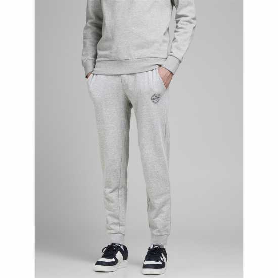 Мъжки меки спортни долнища Jack And Jones Gordon Shark Jogging Bottoms Светло сиво Jack And Jones Gordon Shark Jogging Bottoms Светло сиво Мъжки меки спортни долнища