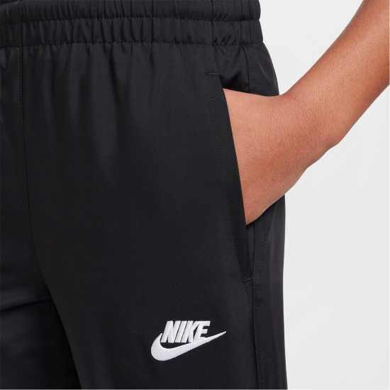 Nike K Nsw Clb Wvn J Jn99 Nike K Nsw Clb Wvn J Jn99