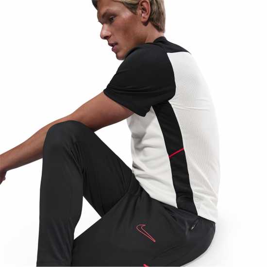 Nike Мъжки Анцуг Academy Zippered Tracksuit Bottoms Mens Blk/Blk/Uni Red Мъжки спортни екипи в две части