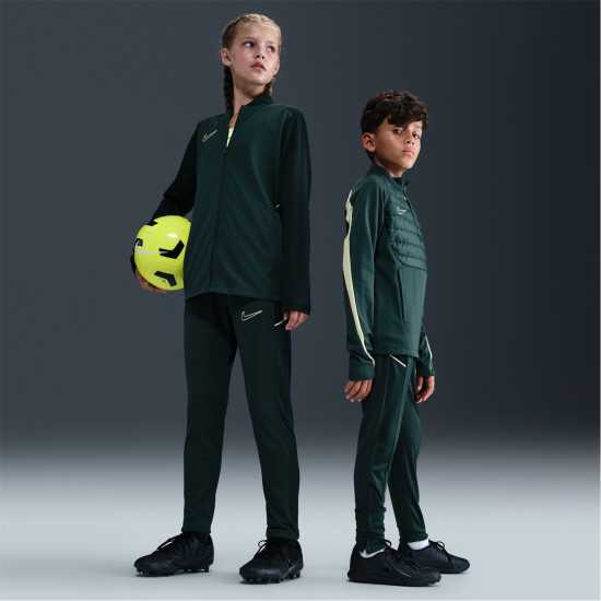 Детски долнища за бягане Nike Academy Training Pants Juniors Black/White/Pink Nike Academy Training Pants Juniors Black/White/Pink Детски долнища за бягане