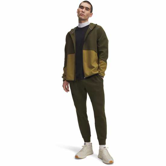 Under Armour Men's Unstoppable Closed Hem Fleece Joggers Under Armour Men's Unstoppable Closed Hem Fleece Joggers