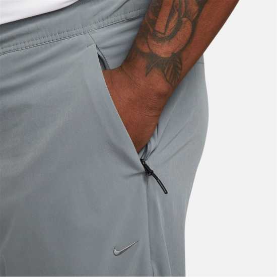 Nike Unlimited Men's Dri-FIT Zippered Cuff Versatile Pants Сиво/Черно 