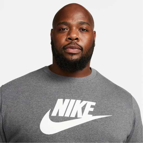Nike Sportswear Club Fleece Men's Graphic Crew Sweater Charcoal Мъжко облекло за едри хора