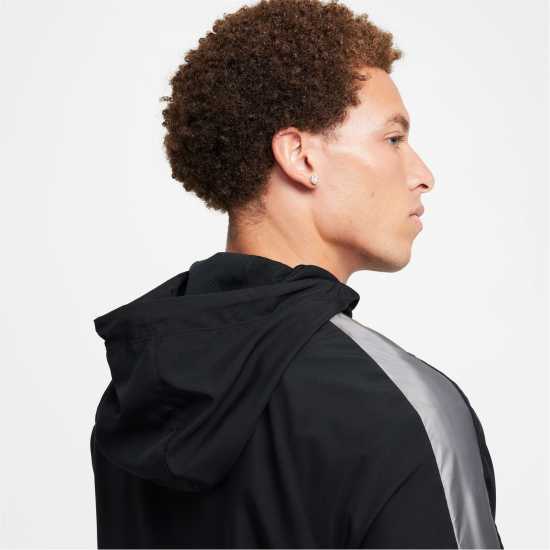 Nike Academy Men's Water-Repellent Hooded Soccer Jacket Nike Academy Men's Water-Repellent Hooded Soccer Jacket