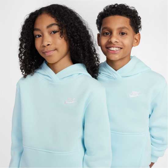 Детски суитчъри и блузи с качулки Nike Club Pullover Hoodie Junior Boys Ледено синьо/Бяло Nike Club Pullover Hoodie Junior Boys Ледено синьо/Бяло Детски суитчъри и блузи с качулки