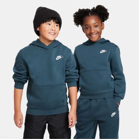 Детски суитчъри и блузи с качулки Nike Club Pullover Hoodie Junior Boys Deep Jungle Nike Club Pullover Hoodie Junior Boys Deep Jungle Детски суитчъри и блузи с качулки
