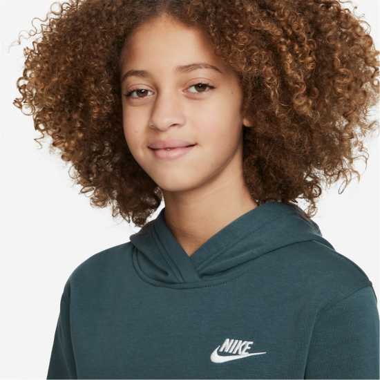 Детски суитчъри и блузи с качулки Nike Club Pullover Hoodie Junior Boys Deep Jungle Nike Club Pullover Hoodie Junior Boys Deep Jungle Детски суитчъри и блузи с качулки