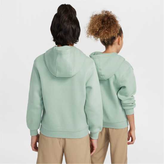 Детски суитчъри и блузи с качулки Nike Club Pullover Hoodie Junior Boys Steam/White Nike Club Pullover Hoodie Junior Boys Steam/White Детски суитчъри и блузи с качулки