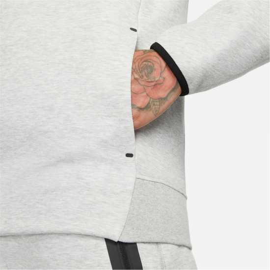 Мъжки суитчъри и блузи с качулки Nike Tech Fleece Hoodie Adults Тъмно сиво/черно Nike Tech Fleece Hoodie Adults Тъмно сиво/черно Мъжки суитчъри и блузи с качулки