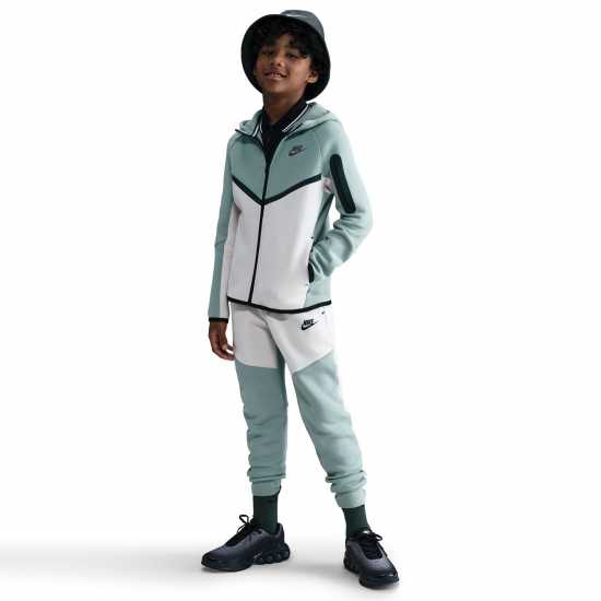 Детски суитчъри и блузи с качулки Nike Sportswear Tech Fleece Full-Zip Hoodie Juniors Sage/Plum Nike Sportswear Tech Fleece Full-Zip Hoodie Juniors Sage/Plum Детски суитчъри и блузи с качулки