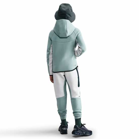 Детски суитчъри и блузи с качулки Nike Sportswear Tech Fleece Full-Zip Hoodie Juniors Sage/Plum Nike Sportswear Tech Fleece Full-Zip Hoodie Juniors Sage/Plum Детски суитчъри и блузи с качулки