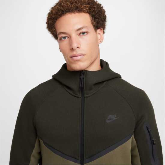 Мъжки суитчъри и блузи с качулки Nike Tech Fleece Hoodie Mens Олива/Черно Nike Tech Fleece Hoodie Mens Олива/Черно Мъжки суитчъри и блузи с качулки