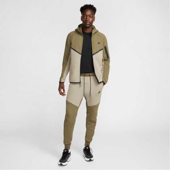 Мъжки суитчъри и блузи с качулки Nike Tech Fleece Hoodie Mens Зелен/Сив/Черен Nike Tech Fleece Hoodie Mens Зелен/Сив/Черен Мъжки суитчъри и блузи с качулки