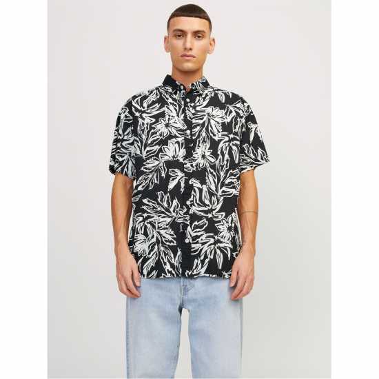 Мъжки ризи Мъжка Риза Jack And Jones Short Sleeve Aop Shirt Mens Черно Мъжка Риза Jack And Jones Short Sleeve Aop Shirt Mens Черно Мъжки ризи