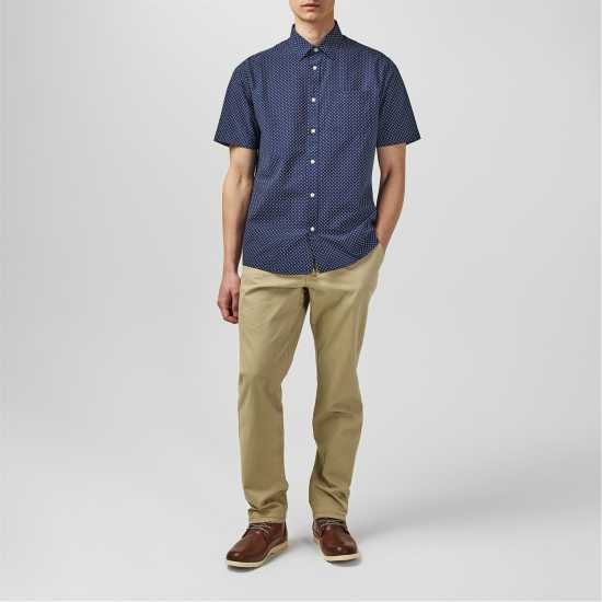 Мъжки ризи Fabric Мъжка Риза Short Sleeve Poplin Shirt Mens Нви/Бяло Гео Fabric Мъжка Риза Short Sleeve Poplin Shirt Mens Нви/Бяло Гео Мъжки ризи