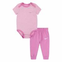 Nike 2 Pc Striped Ss Bb99 Nike 2 Pc Striped Ss Bb99