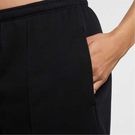 Дамски къси панталони Nike Chill Shorts Ld53 Черно Nike Chill Shorts Ld53 Черно Дамски къси панталони