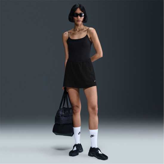 Дамски къси панталони Nike Chill Skort Ld53 Nike Chill Skort Ld53 Дамски къси панталони