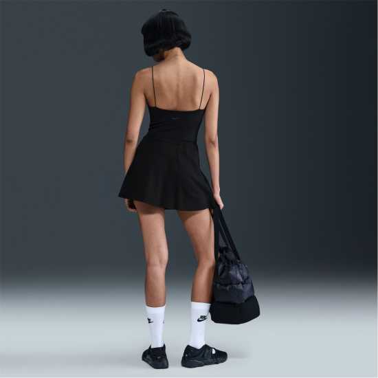 Дамски къси панталони Nike Chill Skort Ld53 Nike Chill Skort Ld53 Дамски къси панталони
