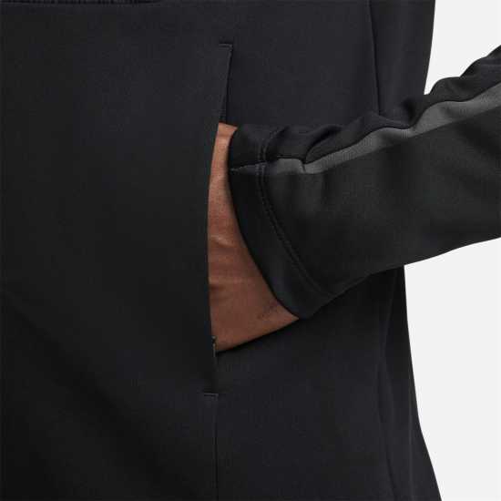 Футболни тренировъчни горнища Nike Academy Winter Warrior Men's Therma-FIT 1/2-Zip Soccer Top Черно/Сиво Nike Academy Winter Warrior Men's Therma-FIT 1/2-Zip Soccer Top Черно/Сиво Футболни тренировъчни горнища