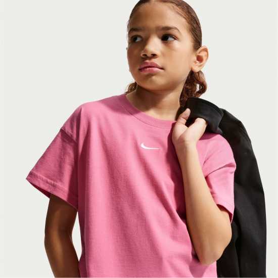 Nike Sportswear Big Kids' (Girls') T-Shirt Peony 