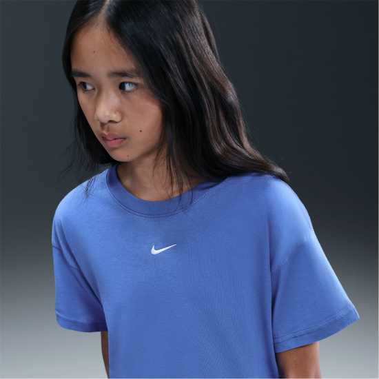 Nike Sportswear Big Kids' (Girls') T-Shirt  Детски тениски и фланелки