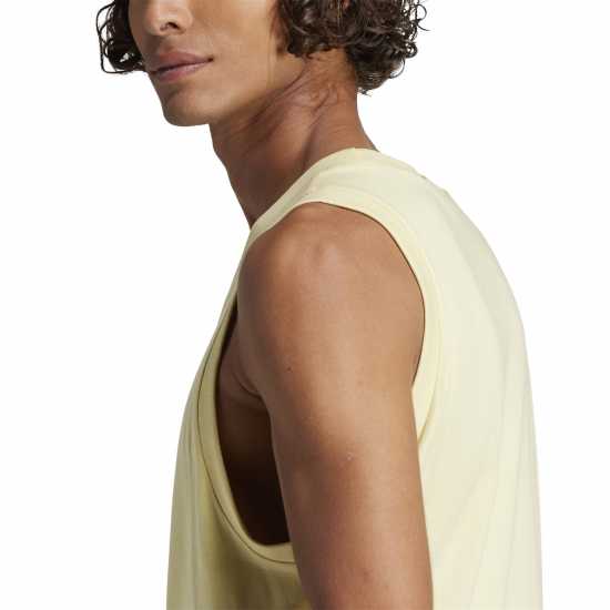 Adidas Мъжки Потник Essentials Small Logo Tank Top Mens Жълто/Черно Adidas Мъжки Потник Essentials Small Logo Tank Top Mens Жълто/Черно