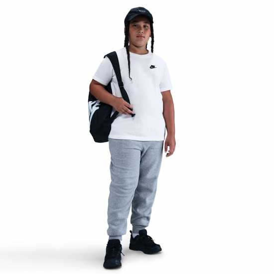 Детски тениски и фланелки Nike K Nsw T Emb Fut Jn99 Nike K Nsw T Emb Fut Jn99 Детски тениски и фланелки