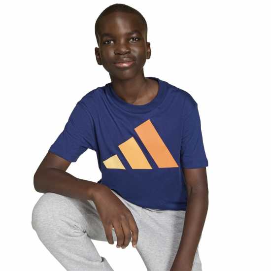 Adidas J Bl Tee 160 Jn99 Adidas J Bl Tee 160 Jn99