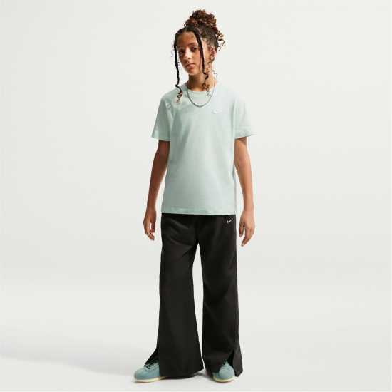 Nike Тениска Момчета Futura T Shirt Junior Boys Barely Green 
