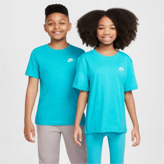 Детски тениски и фланелки Nike Тениска Момчета Futura T Shirt Junior Boys Прахав катран Nike Тениска Момчета Futura T Shirt Junior Boys Прахав катран Детски тениски и фланелки