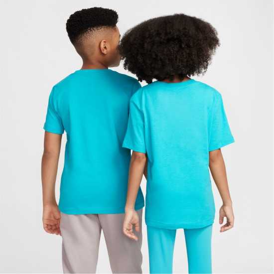 Детски тениски и фланелки Nike Тениска Момчета Futura T Shirt Junior Boys Прахав катран Nike Тениска Момчета Futura T Shirt Junior Boys Прахав катран Детски тениски и фланелки