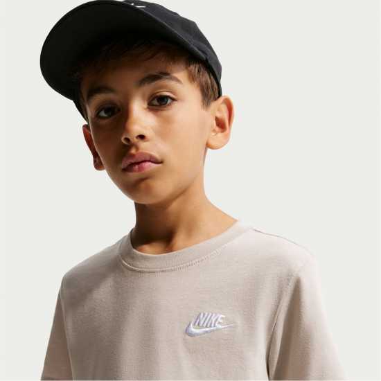 Nike Тениска Момчета Futura T Shirt Junior Boys Nike Тениска Момчета Futura T Shirt Junior Boys