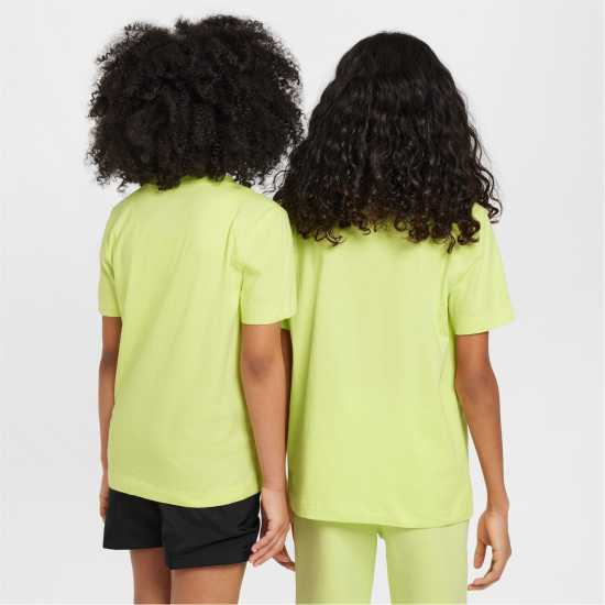 Nike Тениска Момчета Futura T Shirt Junior Boys Лимонова Вита Детски тениски и фланелки