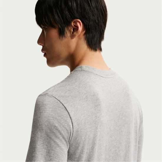 Nike Men's T-Shirt Nike Men's T-Shirt